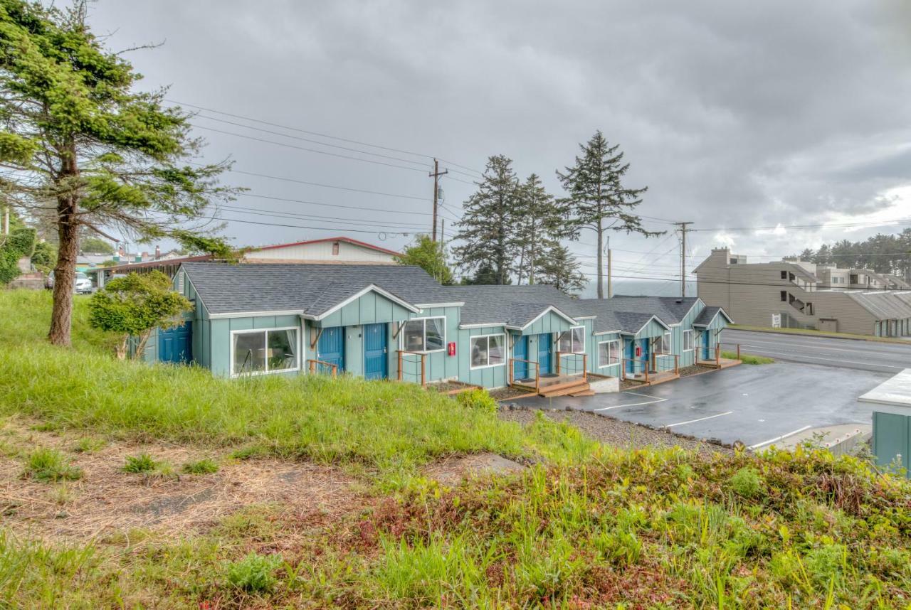 The Whale Inn Depoe Bay Exterior photo